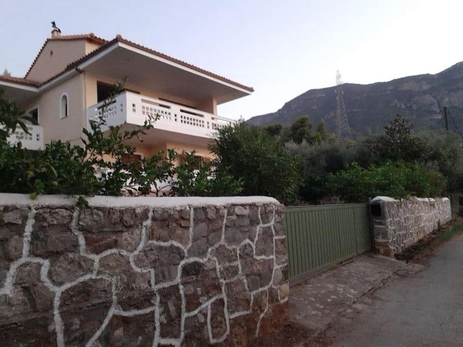 Holiday home A Modern With Big Garden Trapeza (Peloponnese)